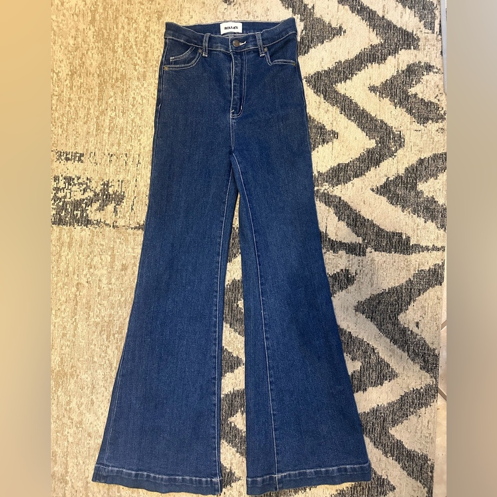 Rollas flare jeans.